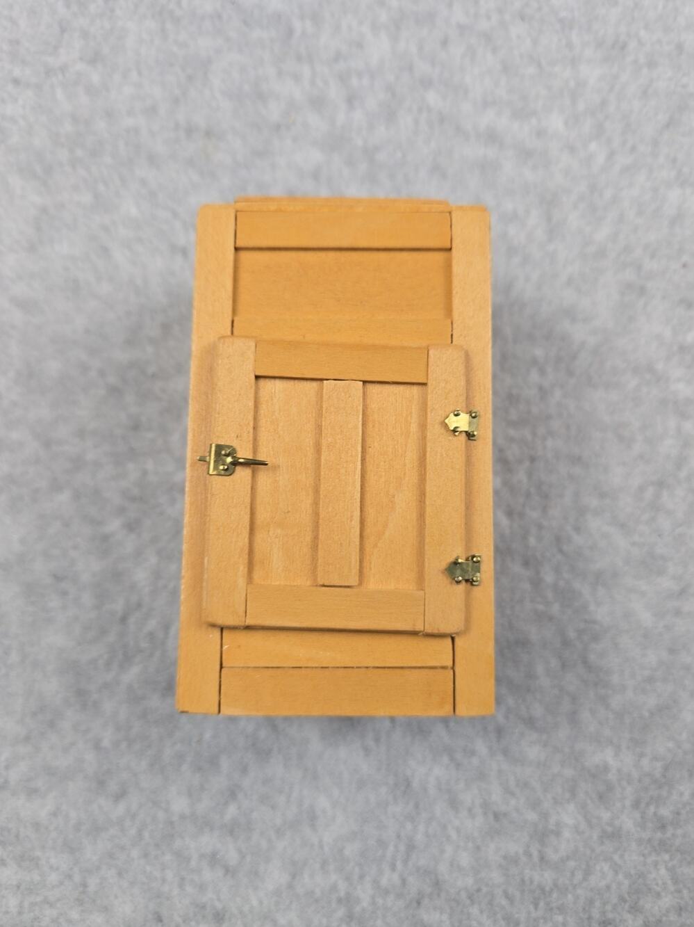 Vintage 1:12 Scale Wooden Icebox Refrigerator Miniature Dollhouse Furniture